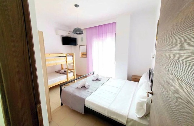 COZY & COOL Apartment N2 30 m from sea