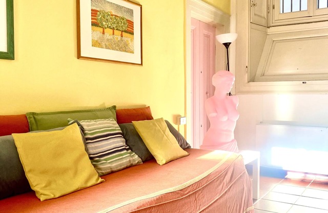 COZY CORNER
