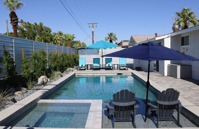 Cozy Cortez - Minimalist Saltwater Pool Oasis