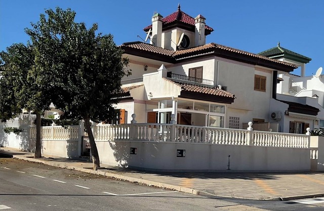 Cozy cottage 700 meters from the beach. Torre De La Horadada