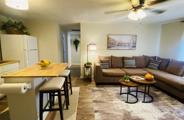 Cozy Cottage 116, 7 minutes from the NORTH MS MEDICAL CENTER, Pet Friendly!!