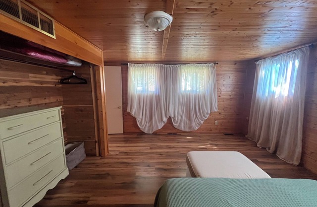 Cozy cottage in Crystal Beach