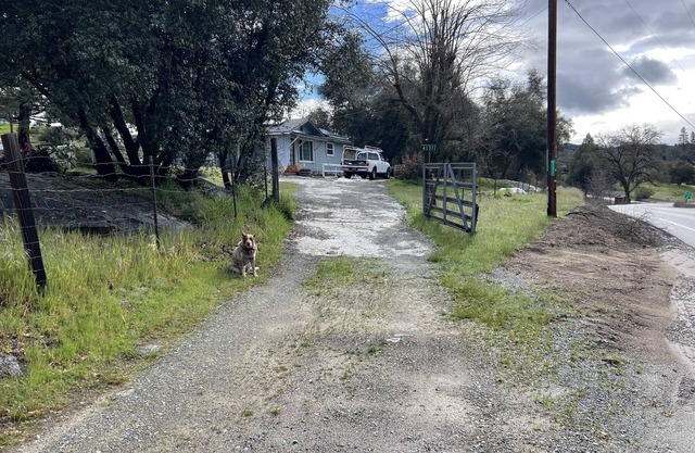 Cozy cottage in delightful Ahwahnee with AC, WiFi