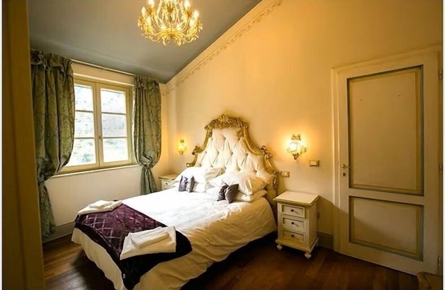 Cozy cottage in Tuscan hill village with free parking and AC