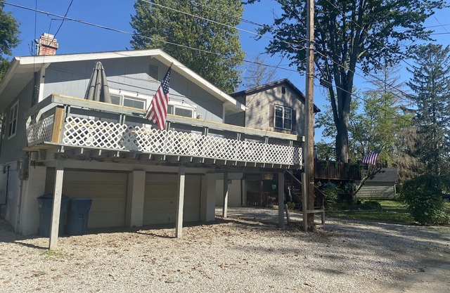 Cozy Cottage near Lake Erie 3 min drive