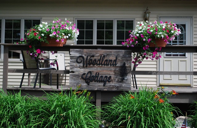 Gemütliches Ferienhaus in der Nähe von Schwarz Supper Club, Road America und Whistling Straights !!