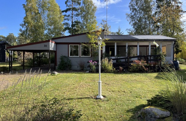 Ferienhaus auf Oknö in der Nähe von Schwimmen und Natur | SE05013