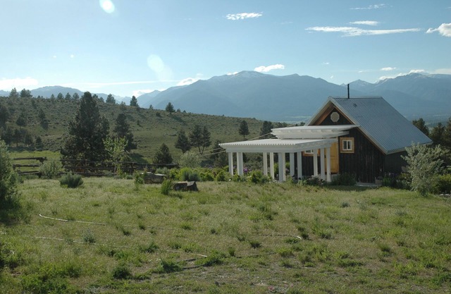 Cosy Cottage mit Blick auf Bitterroot Valley, private Einstellung östlich von Victor