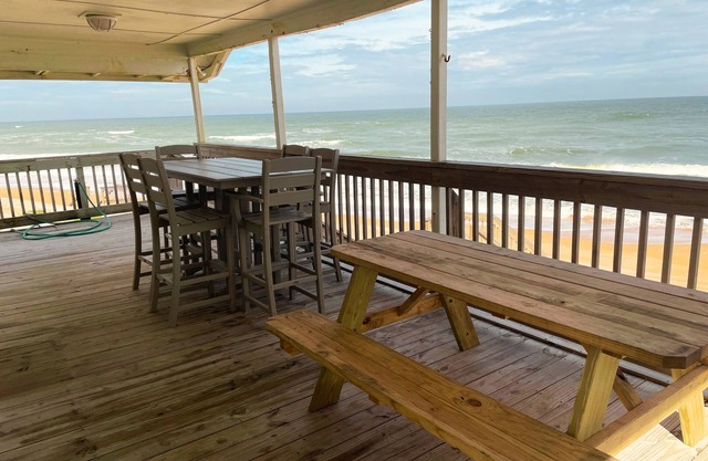 Gemütliches Ferienhaus, 3 Schlafzimmer, Schlafmöglichkeiten für 6, Ocean Front, Haustiere erlaubt, WiFi