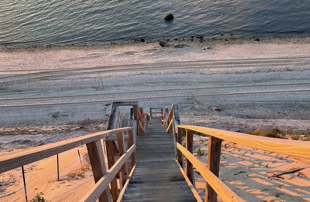 Gemütliches Cottage, nur wenige Schritte vom privaten Long Island Sound Beach entfernt