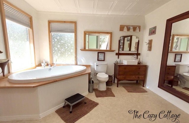 Cozy Cottage