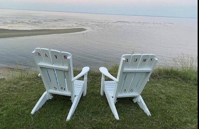 Cozy Cottage with access to and partially obstructed views of the bay.
