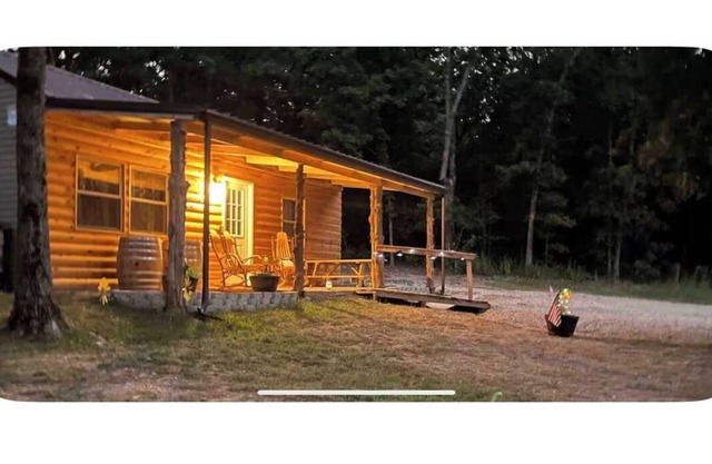 Cozy Country Cabin By Ft Wood & 1 mile Shrine club