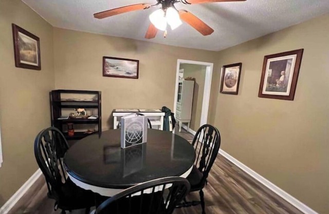 Cozy Country Home for all ATV Riders! Direct Access to Tackett and Royal Blue!