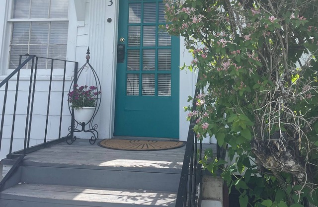 Cozy Craftsman Apartment in the Heart of Riverton