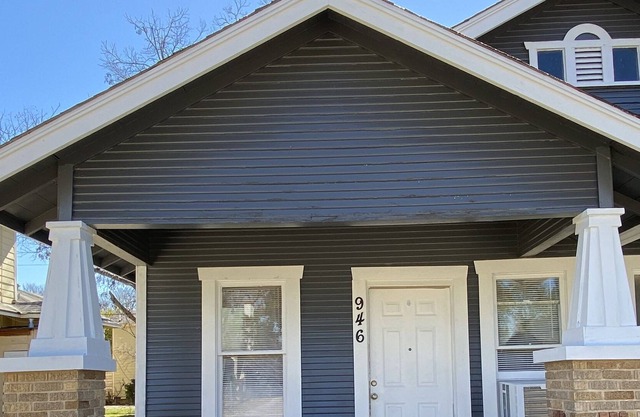 Cozy-Craftsman Style Bungalow