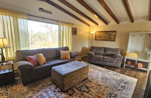 Cozy Creekside Retreat – Near Raystown Lake!