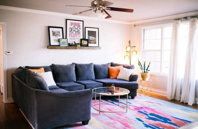 Cozy, Cute and Colorful Cottage in Park Hill, Close to Downtown