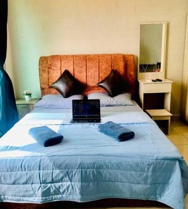 Cozy Cybersquare Apex Pool View Free Parking With Wifi & Netflix 162