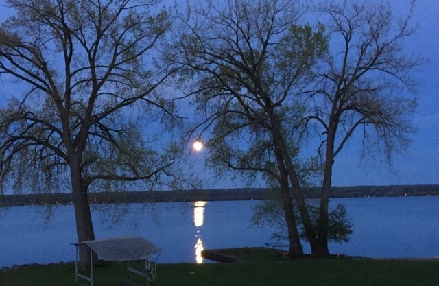 Gemütlicher, hundefreundlicher Kurzurlaub am Seeufer am Cayuga Lake