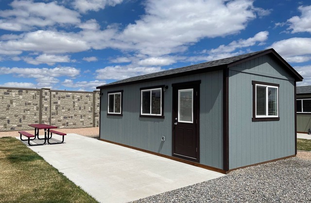 Cozy Dry Cabin - S201