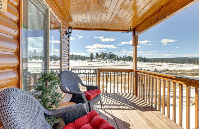 Cozy Duck Creek Village Cabin w/ Hot Tub & Views!