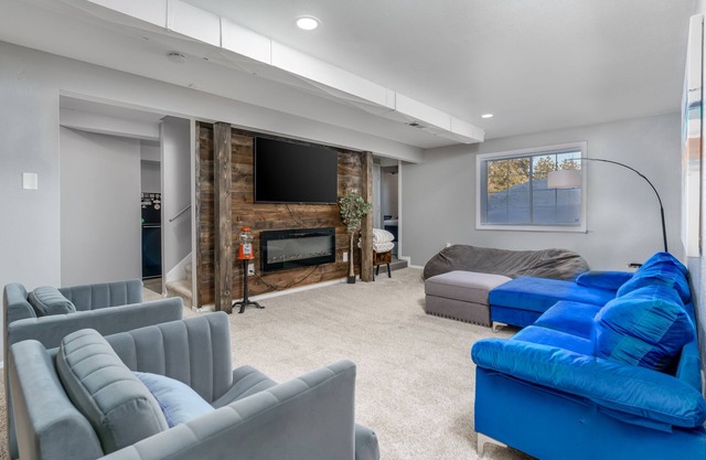 Group Restful Retreat w/Game Room & Mountain Views