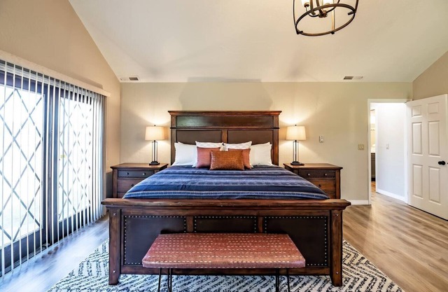 Cozy Ellensburg Farm Stay for Two