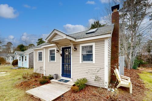 Cozy Escape on the Cape