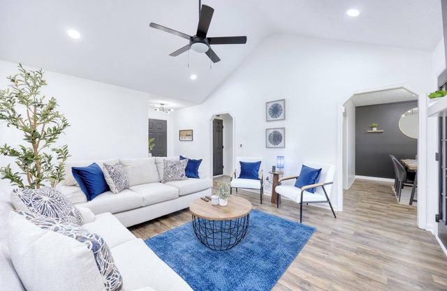 Cozy Family-Sized Home Minutes to Ft Moore and Downtown Columbus