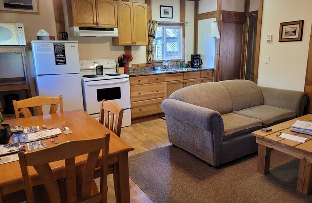 Expanse Cottages - The Cottage Felsen