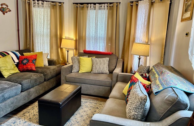 Cozy First Floor Apartment. Located in a quiet neighborhood.