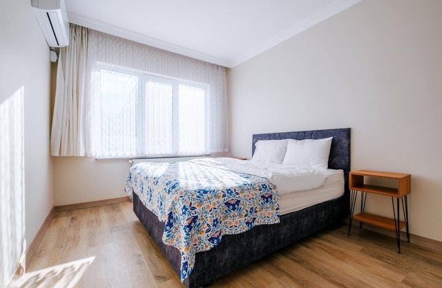 Cozy Flat with Balcony in Bursa