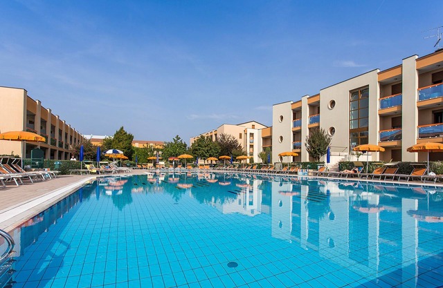 Gemütliche Wohnung mit Terrasse und Gemeinschaftspool