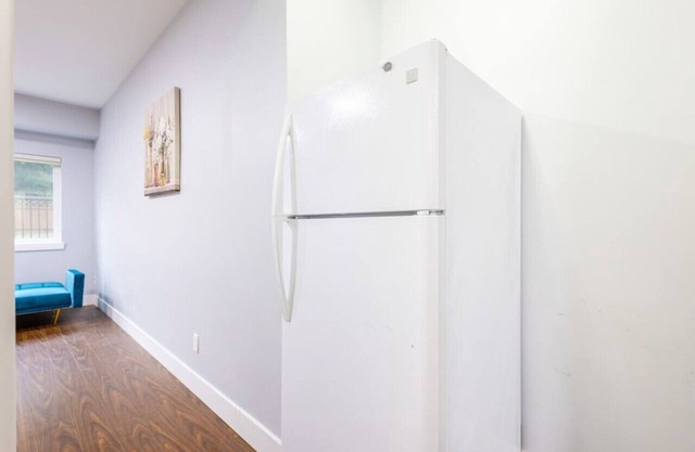 Cozy & Friendly Suite: Close to Lush Park ~ Pkg!