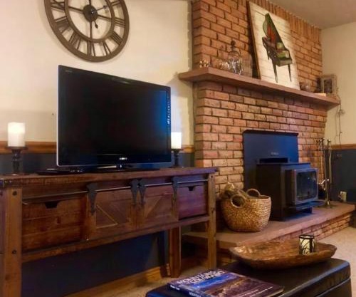Cozy Garden Level Apartment Studio by Lake Loveland
