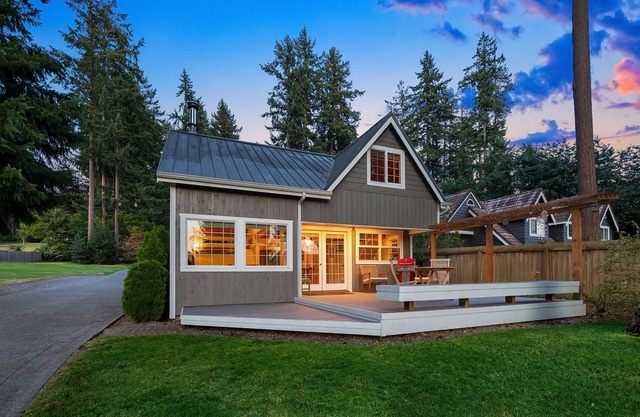 Cozy Gig Harbor Cottage-Horsehead Bay Waterfront