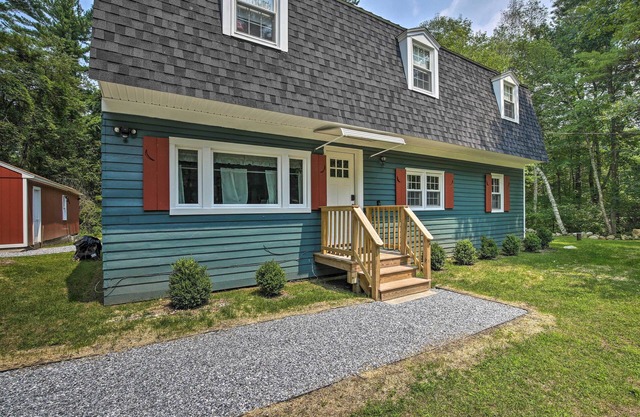 Cozy Great Barrington Home ~ 1 Mi to Ski Resort!