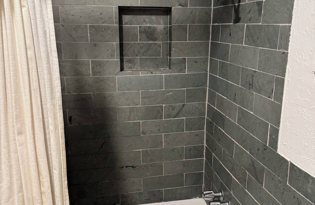 Cozy guest studio house with AC and WiFi in Sylmar CA