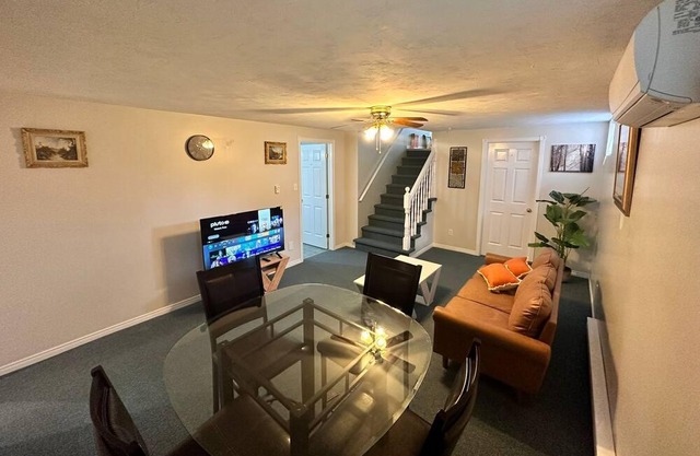 Cozy guest suite close to Crandall University