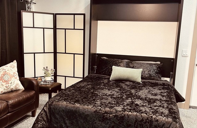 Cozy Guest Suite
