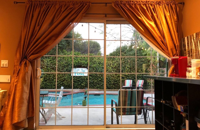 Casa de huéspedes privada junto a la piscina