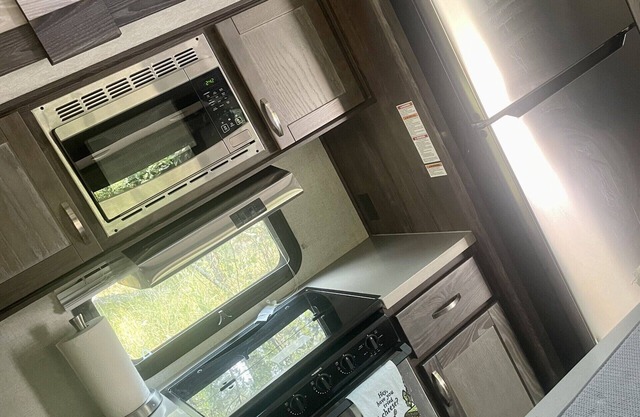 Cozy Harbor Island RV getaway in beautiful Coeur d'Alene.