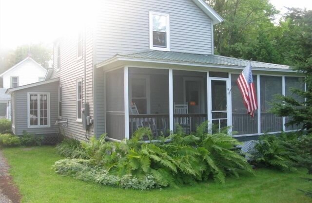 Cozy Historic Cottage