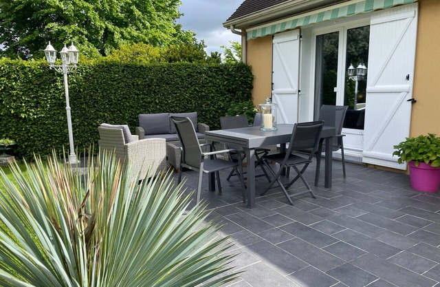 Gemütliches Haus mit Pool und privatem Parkplatz, 5 Minuten vom Stadtzentrum von Le Mans