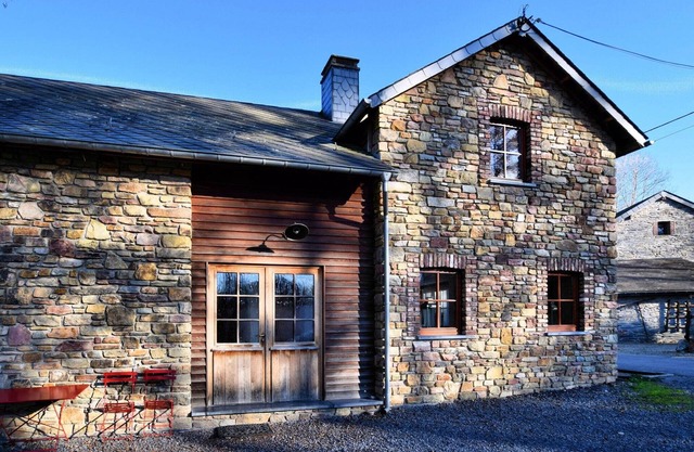 Cozy holiday home in Ennal