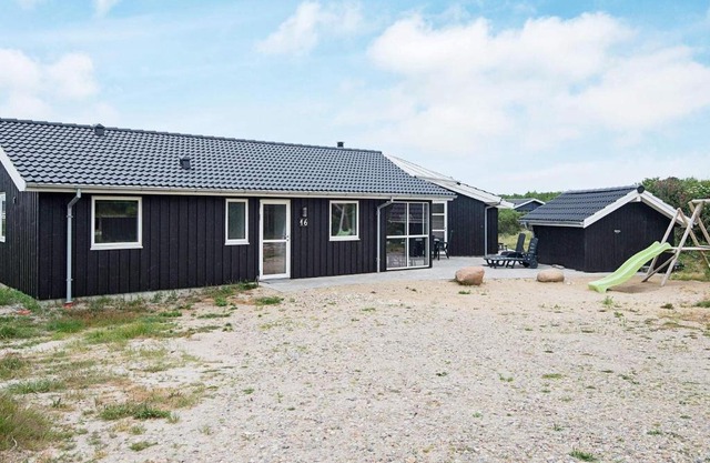 Cozy holiday home in Vejers Strand with Sea nearby