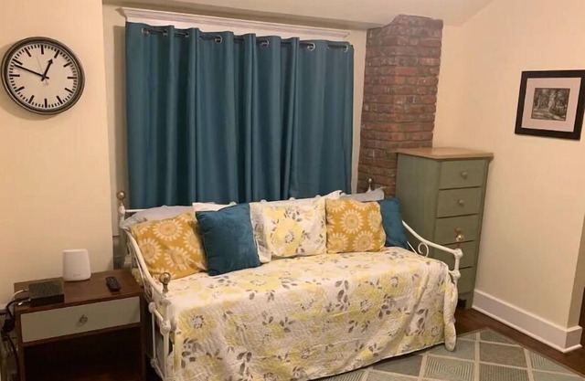 Cozy home away from home . Come relax