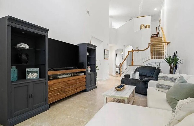 Cozy Home by the Sea - 2 Bdrm / 2.5 Bath / 2 Car Garage