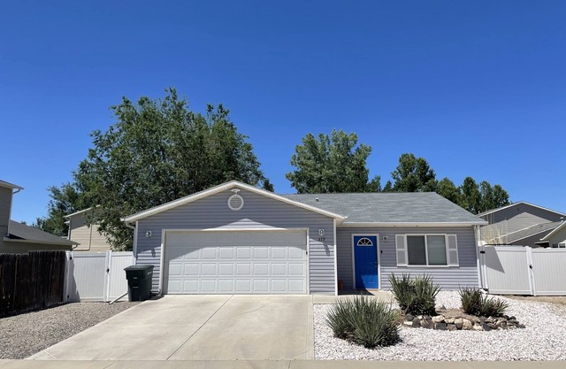 Cozy home, easy access to downtown and Lunch Loops